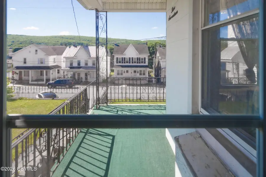 517 W 2nd Street, Mount Carmel, PA 17851 - #3
