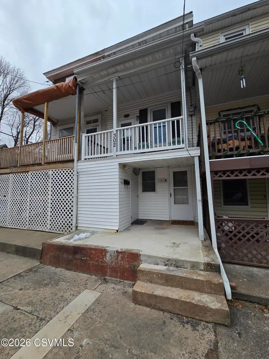 302 N Maple Street, Mount Carmel, PA 17851 - Image #2