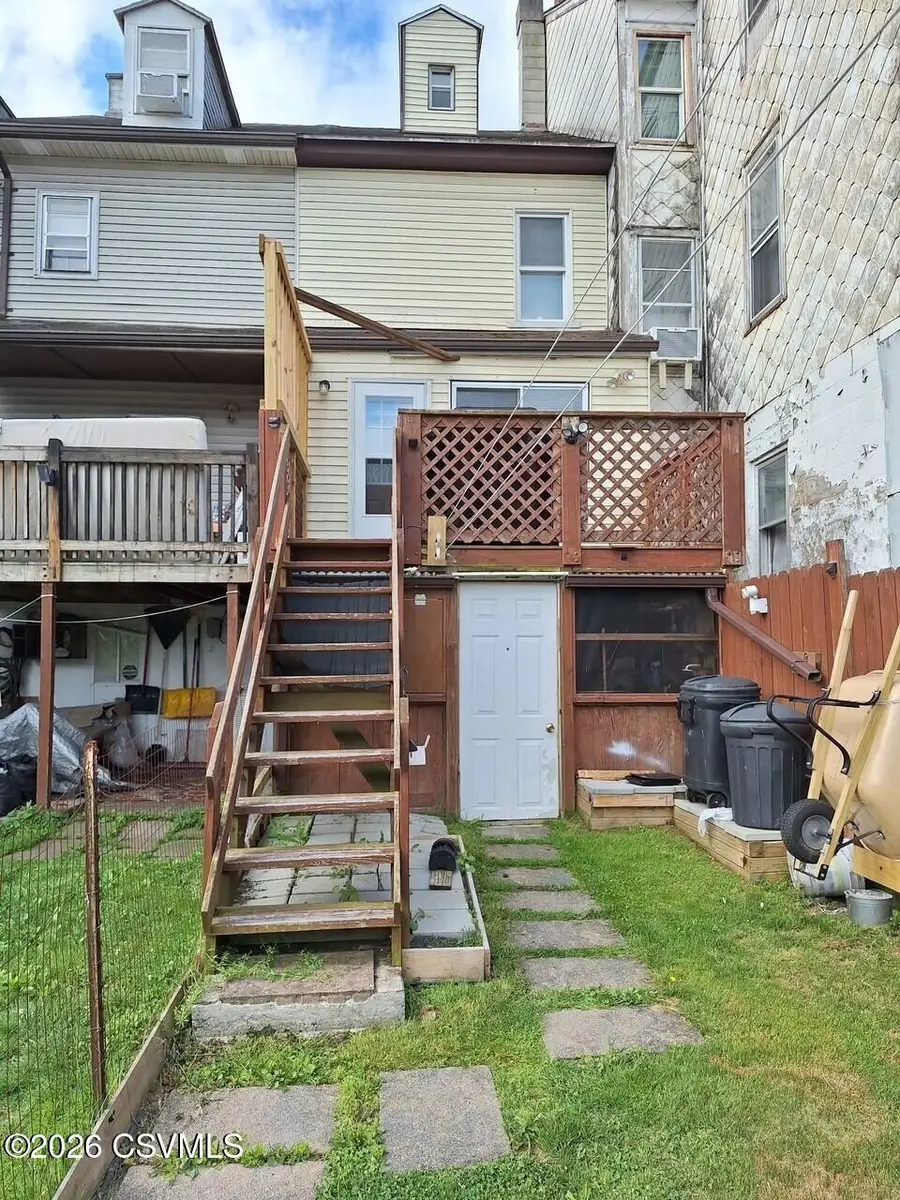 907 W Mulberry Street, Coal, PA 17866 - #2