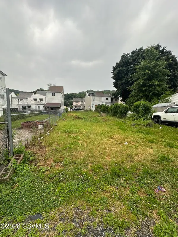 328 E Center Street, Mt. Carmel, PA 17851