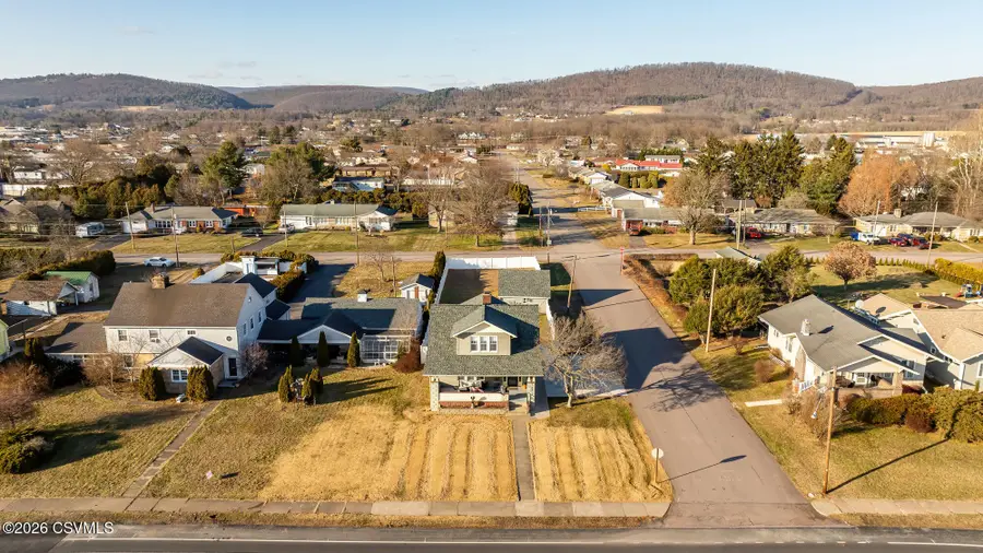 1031 E Front Street, Berwick, PA 18603 - Image #2