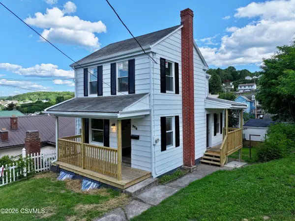 906 W Pine Street, Coal Township, PA 17866