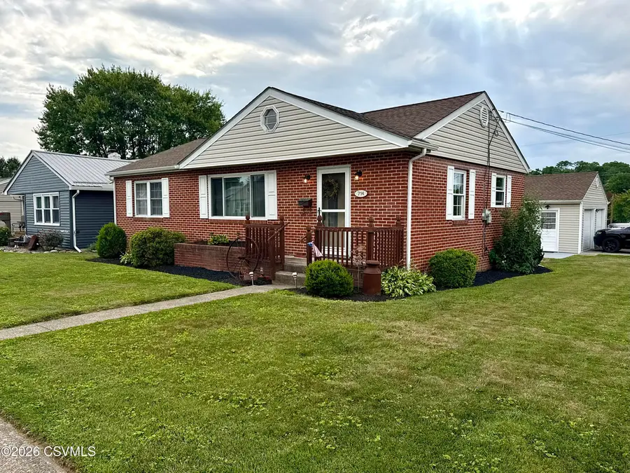 714 N 10th Street, Selinsgrove, PA 17870 - #2