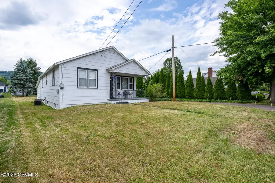 325 E 14th Street, Berwick, PA 18603 - #3