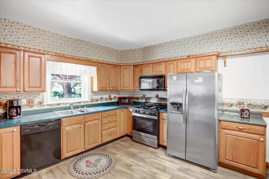 566 Raymond Street, Milton, PA 17847 - #2