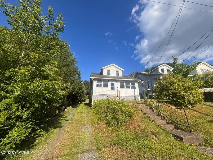 3 Fayette Street, Shamokin, PA 17872 - #2
