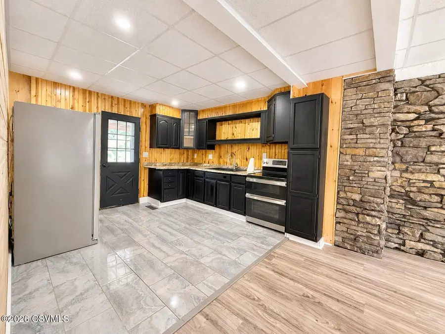 1011 E Webster Street, Shamokin, PA 17872 - #3