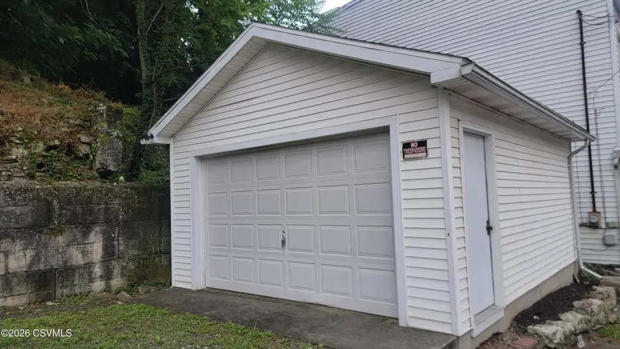507 E Norwegian Street, Pottsville, PA 17901 - #3