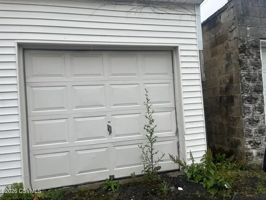 311 S Market Street, Mount Carmel, PA 17851 - #3