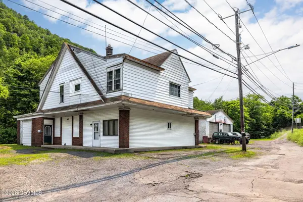 17 Center Street, Coal Township, PA 17866