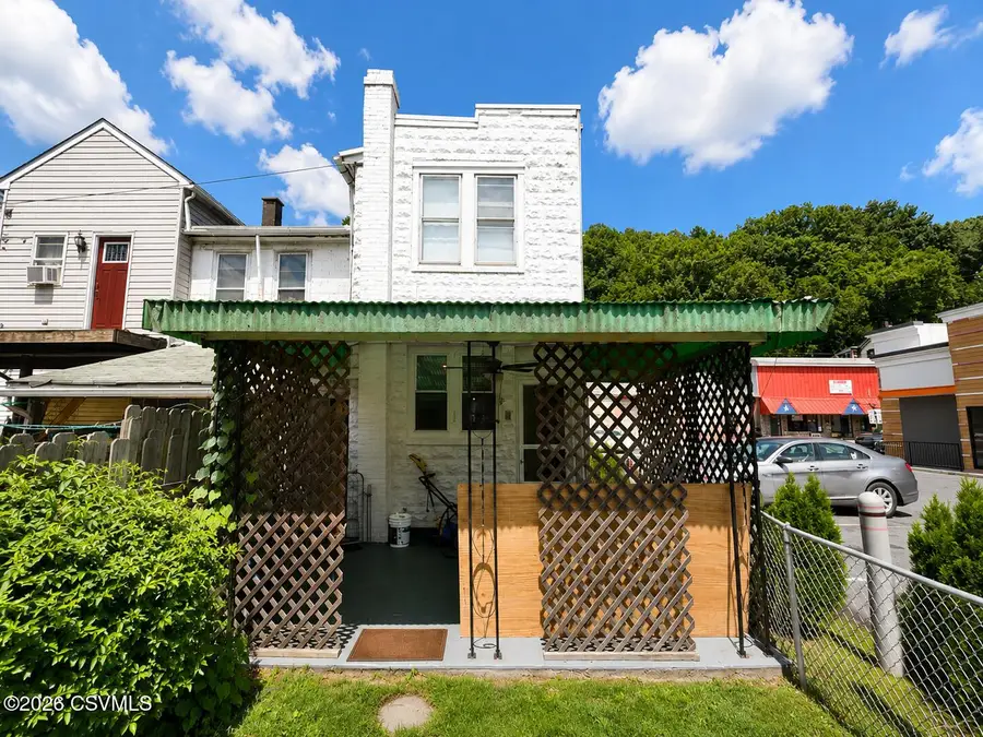 212 W Sunbury Street, Shamokin, PA 17872 - #3