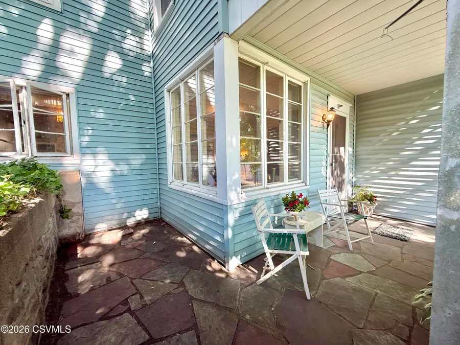15 N 11th Street, Ashland, PA 17921 - #2