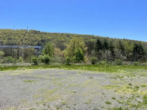 W Valley Avenue, Elysburg, PA 17824