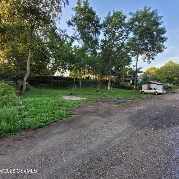 Sterling Avenue, Berwick, PA 18603