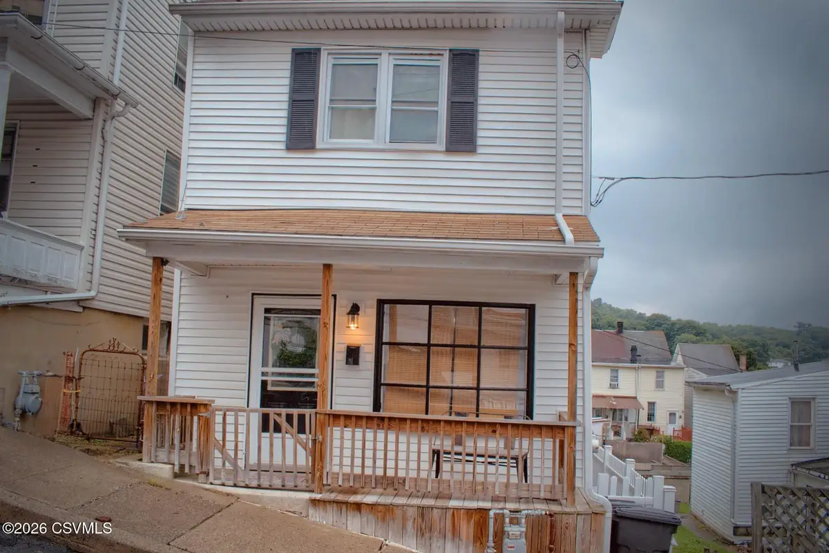 1113 N Shamokin Street, Shamokin, PA 17872 - #1