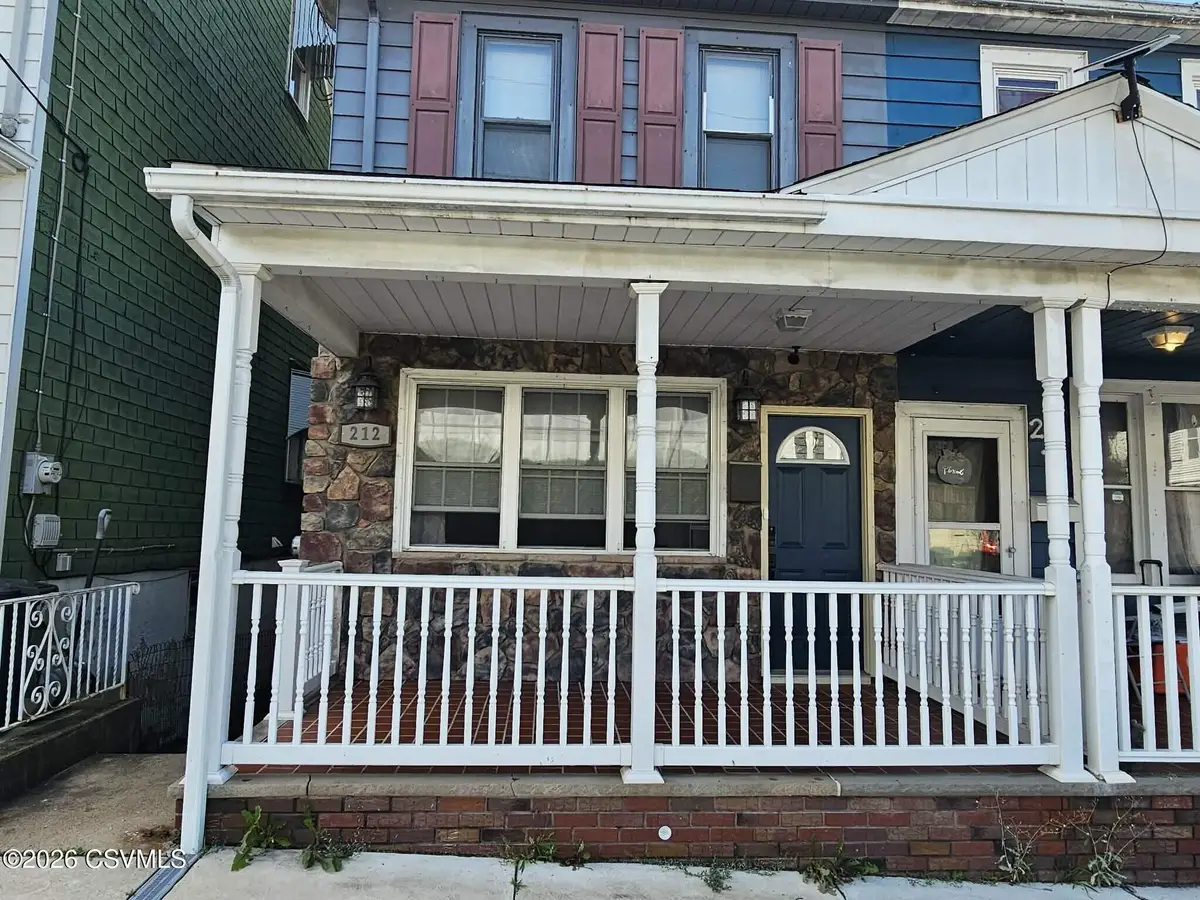 212 W 4th Street, Mount Carmel, PA 17851 - #1