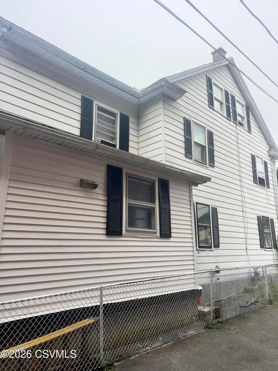2 N Rock Street, Shamokin, PA 17872 - #2