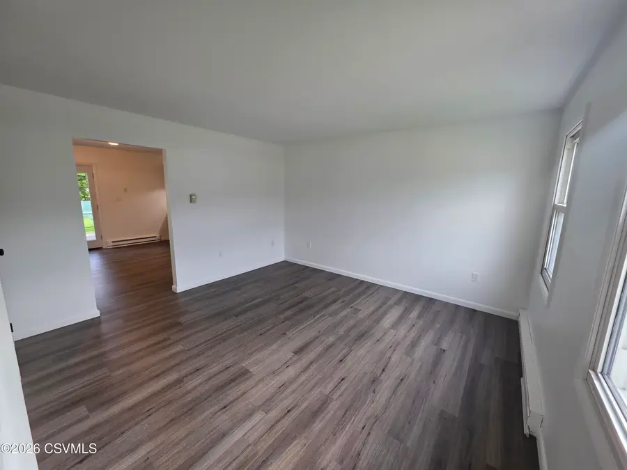 639 W 5th Street, Mount Carmel, PA 17851 - #2