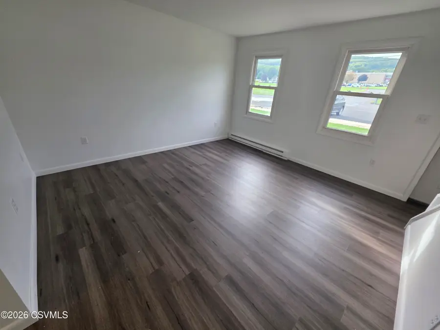 639 W 5th Street, Mount Carmel, PA 17851 - #3