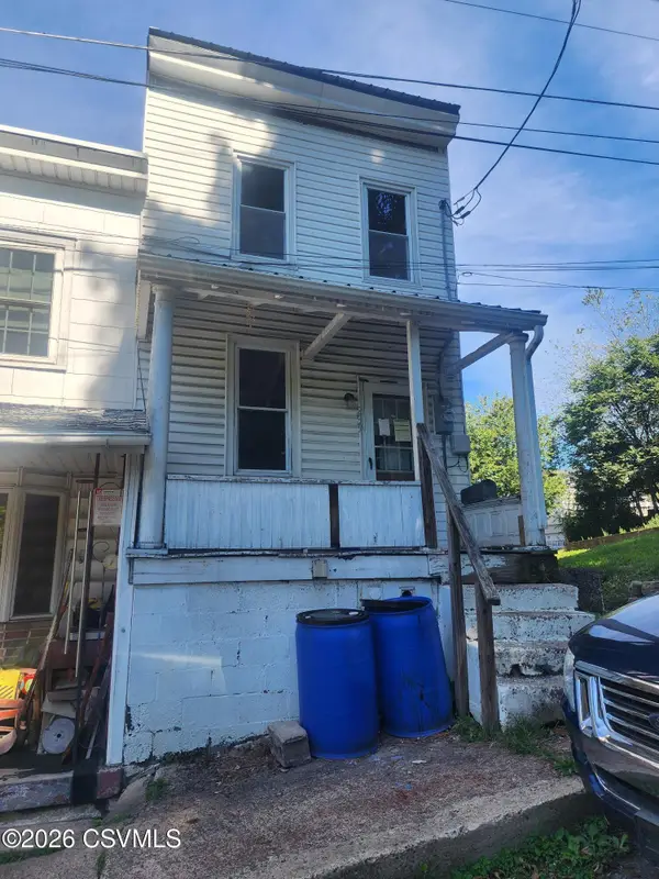 239 W Montgomery Street, Shamokin, PA 17872