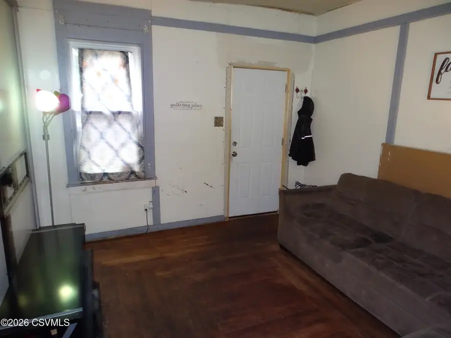 3 S 8th Street, Shamokin, PA 17872 - #2