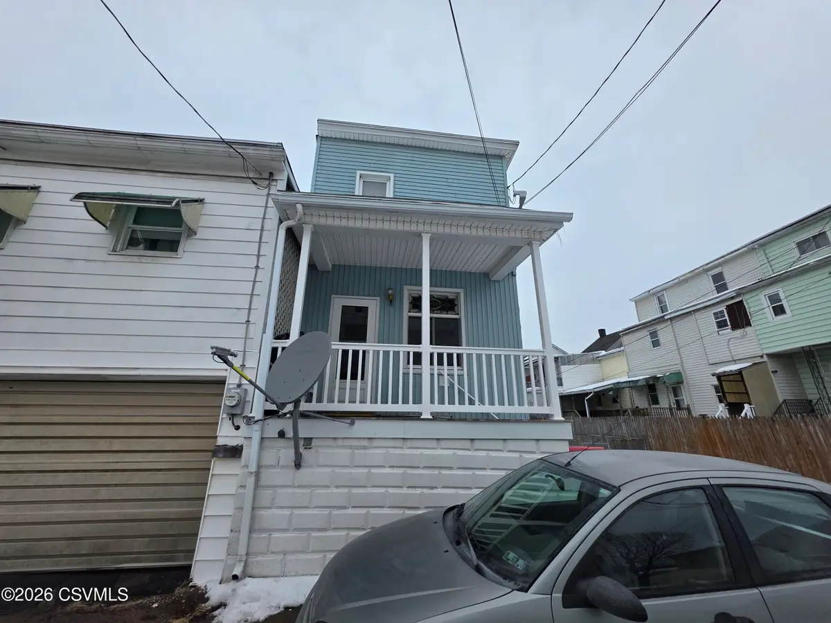 311 W Butternut Street, Mount Carmel, PA 17851 - #1