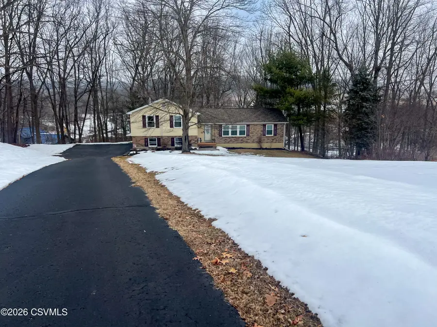 721 Rolling Green Drive, Selinsgrove, PA 17870 - #2