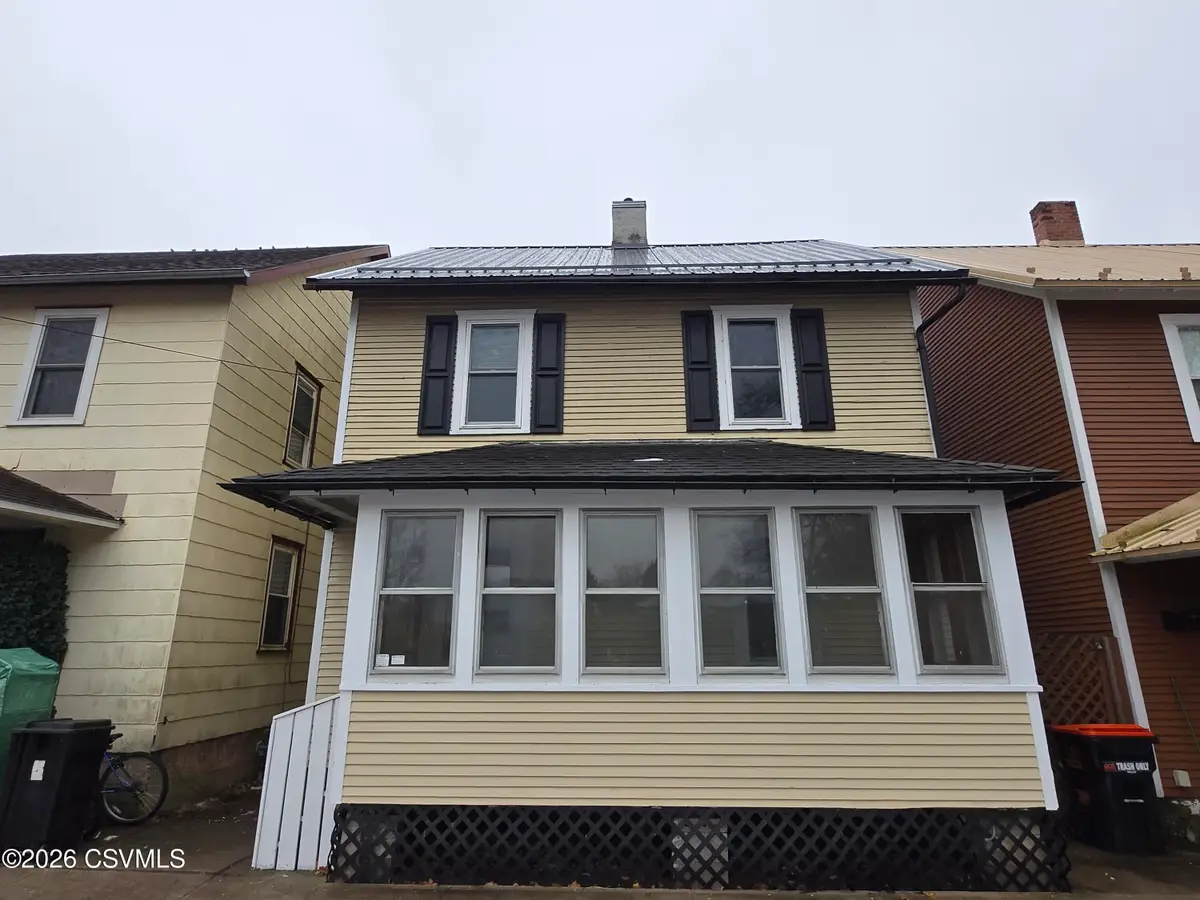 128 Upper Market Street, Milton, PA 17847 - #1