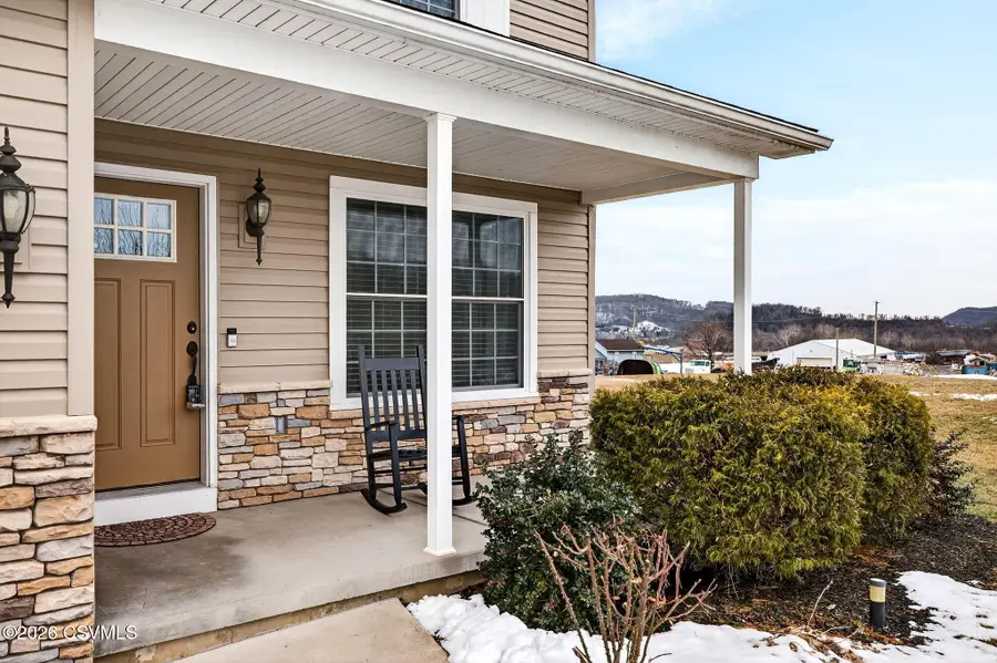 45 Oakmont Court, Selinsgrove, PA 17870 - #2