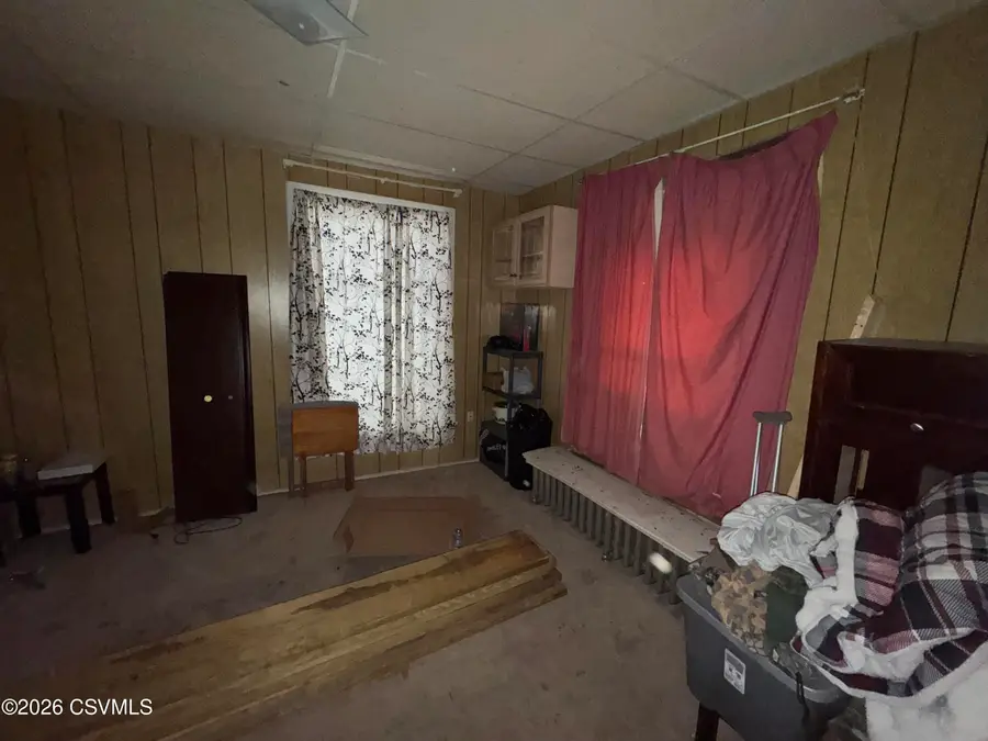 7 E Chestnut Street, Shamokin, PA 17872 - #3