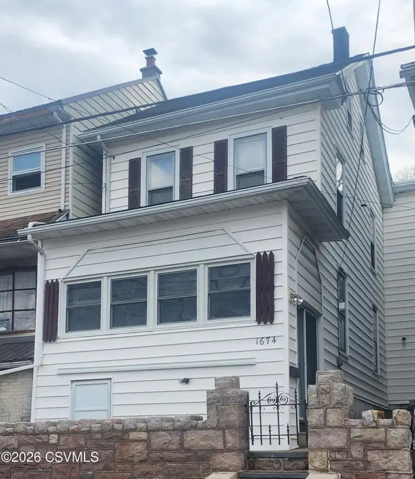 1674 Pulaski Avenue, Coal Township, PA 17866