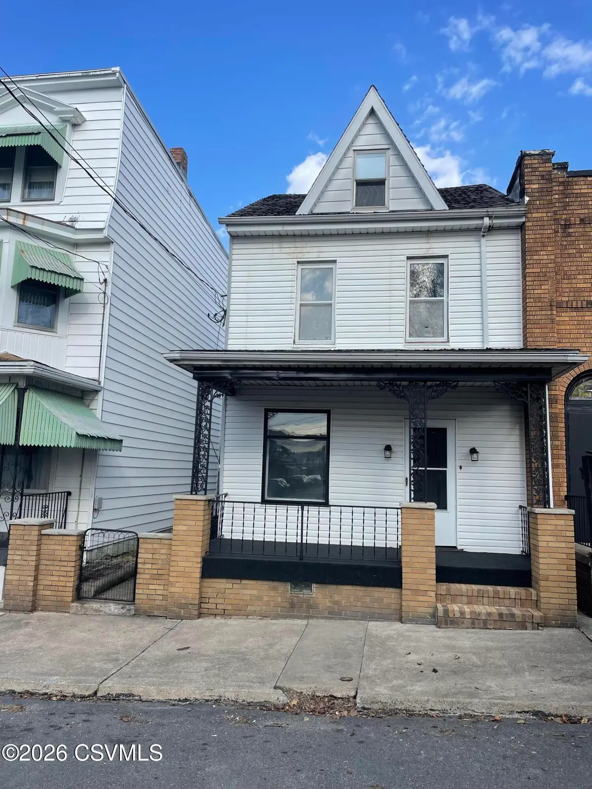 21 N Chestnut Street, Mount Carmel, PA 17851 - #1