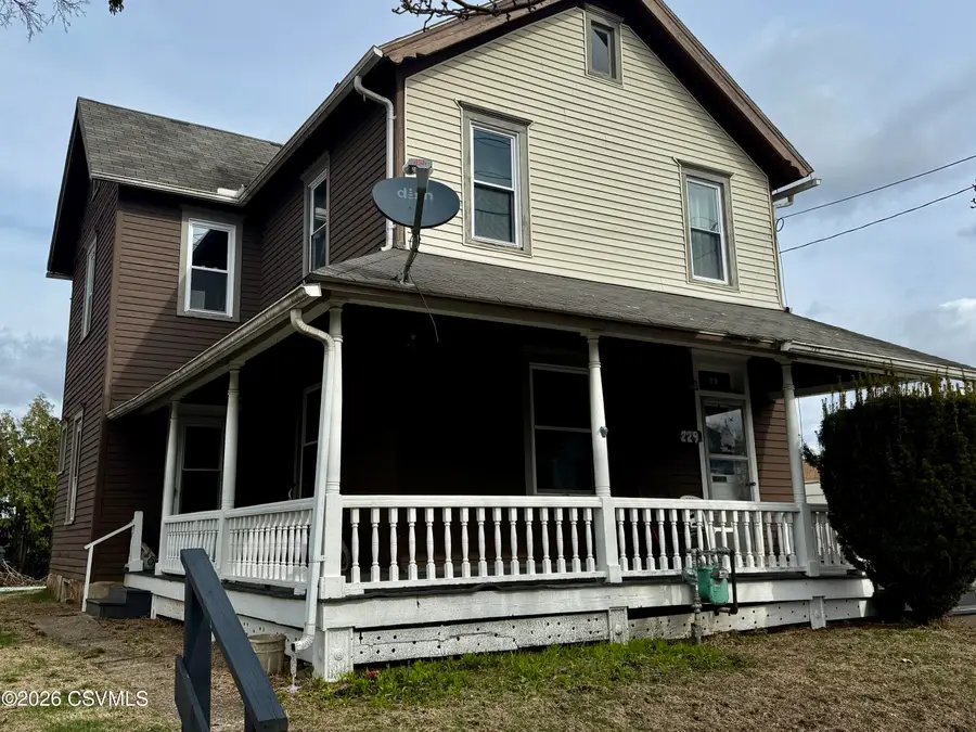 229 E 5th Street, Berwick, PA 18603 - #2