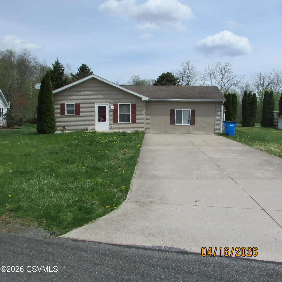 140 Sheffield Drive, Sunbury, PA 17801 - #1