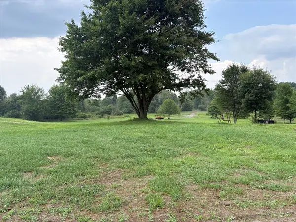 9749 9801 Moses Road, Springboro, PA 16435