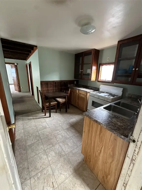 3156 Bank Drive, Erie, PA 16505 - Image #3