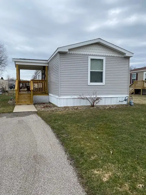 2721 W Park Lane, Erie, PA 16506 - Image #1