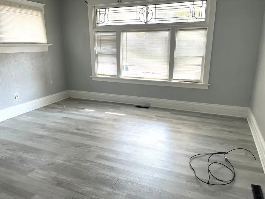 2124 Liberty Street, Erie, PA 16502 - Image #2