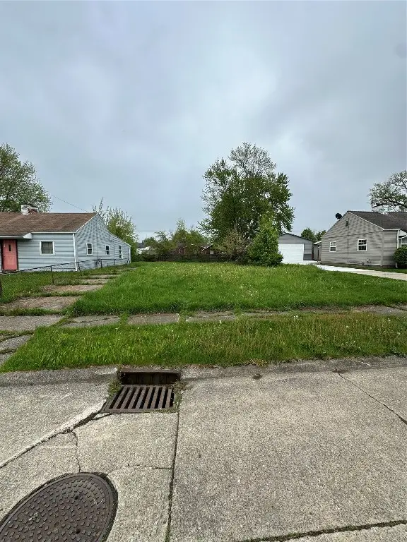 931 W 35th Street, Erie, PA 16508 - Image #3