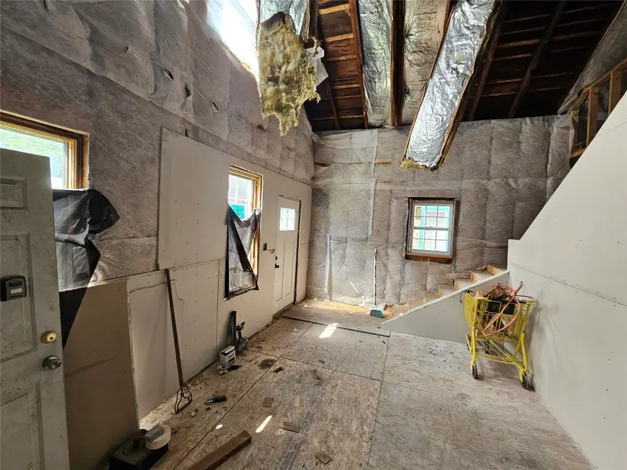 448 W 19th Street, Erie, PA 16502 - Image #3