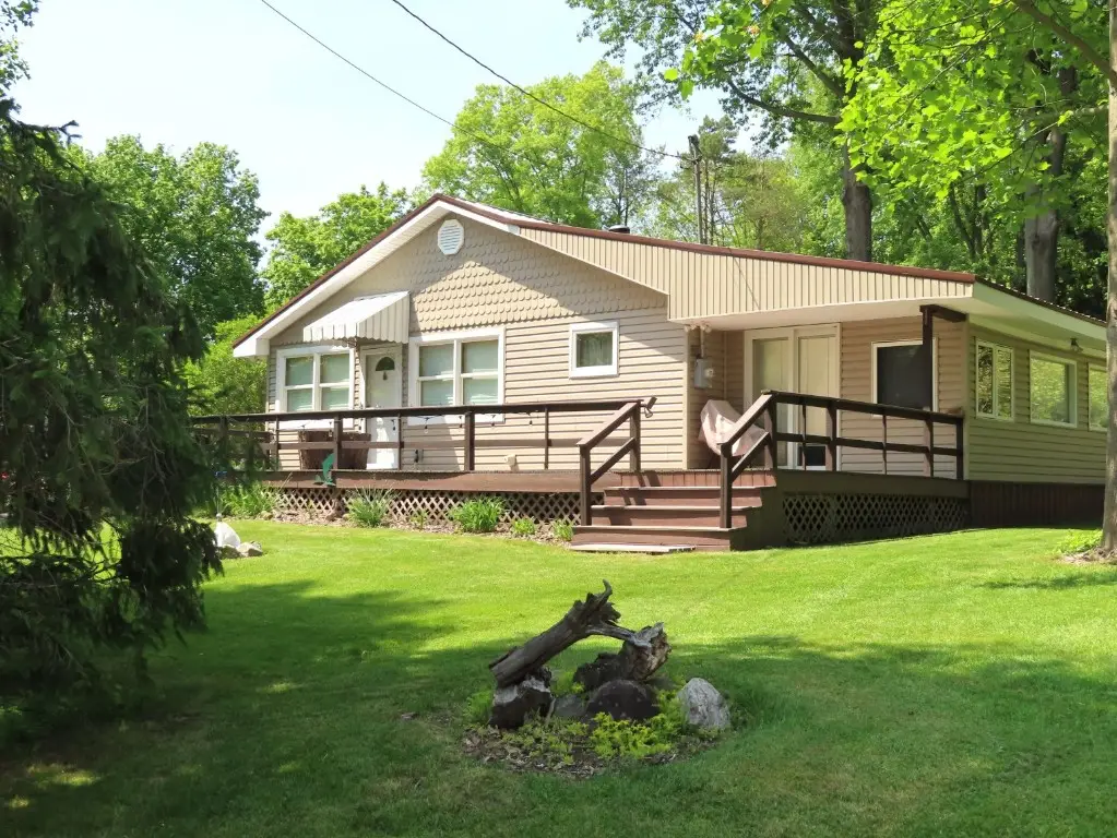 1900 Navaho Road, Jamestown, PA 16134 - Image #1