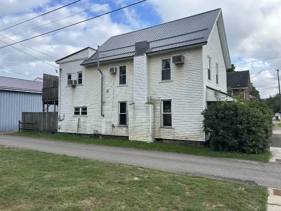 110 N Perry Street, Titusville, PA 16354 - Image #3