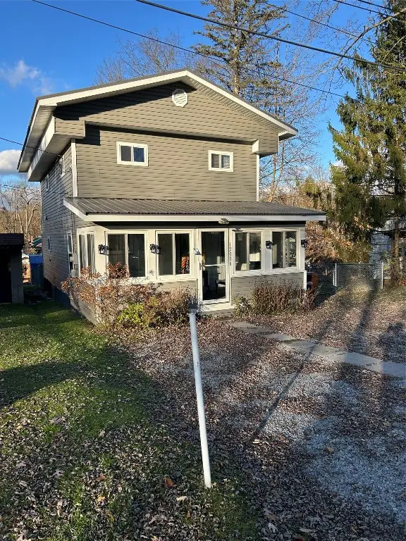 12006 Sunnyside Avenue, Conneaut Lake, PA 16316 - Image #3