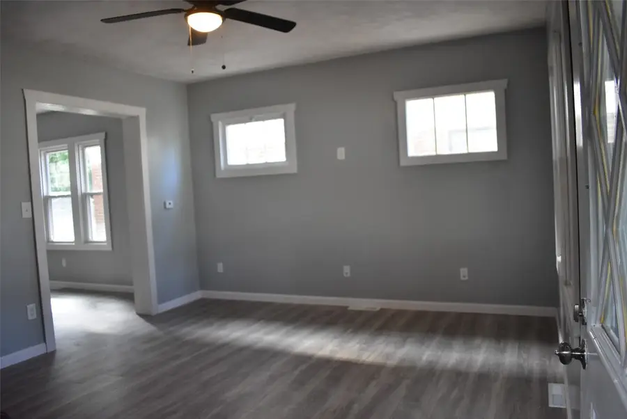 809 W 24th Street, Erie, PA 16502 - Image #2