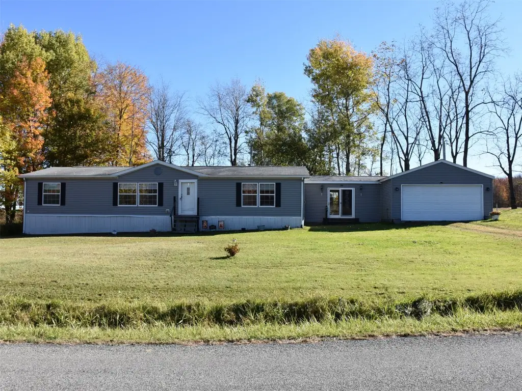 14414 Leboeuf Trail Road, Centerville, PA 16404 - Image #1