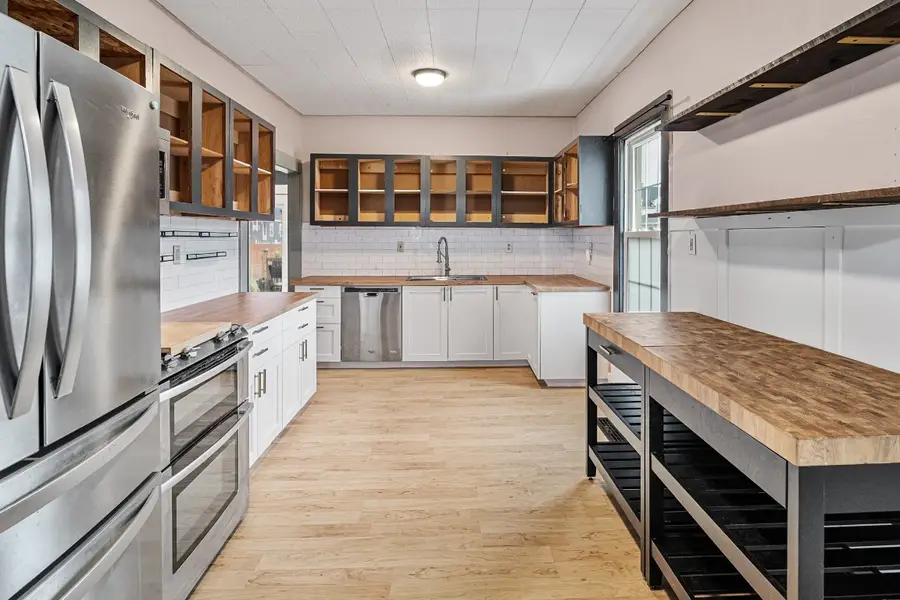 510 Strathmore Avenue, Erie, PA 16505 - #2