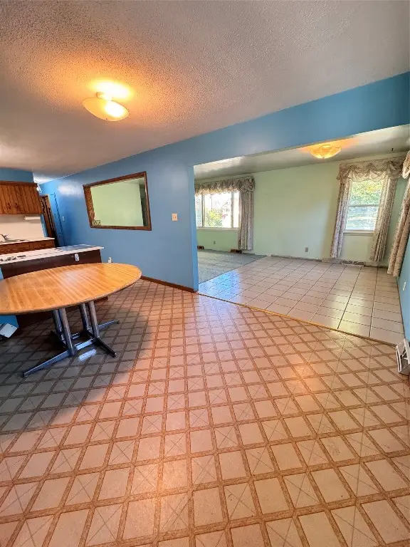 1129 E Grandview Boulevard, Millcreek Township, PA 16504 - Image #2