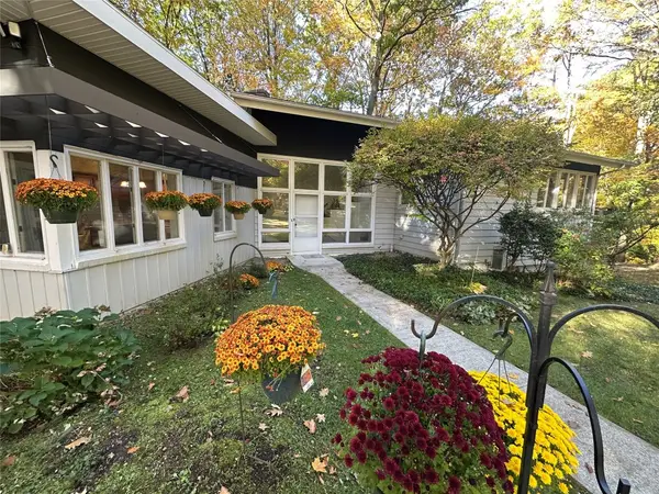 310 W Grandview Boulevard, Erie, PA 16508