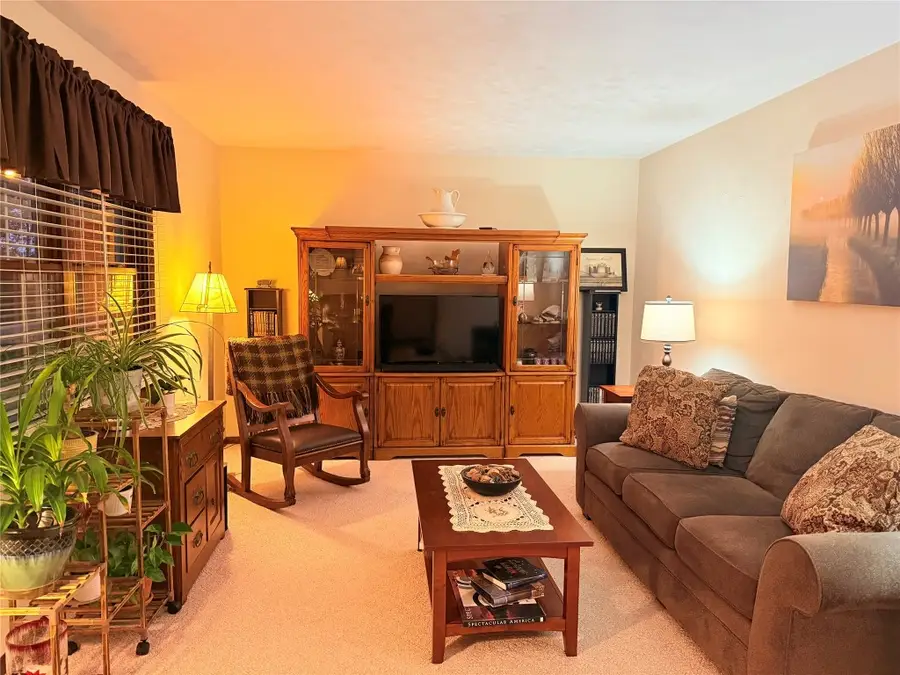 3553 Alameda Drive, Fairview, PA 16415 - Image #2