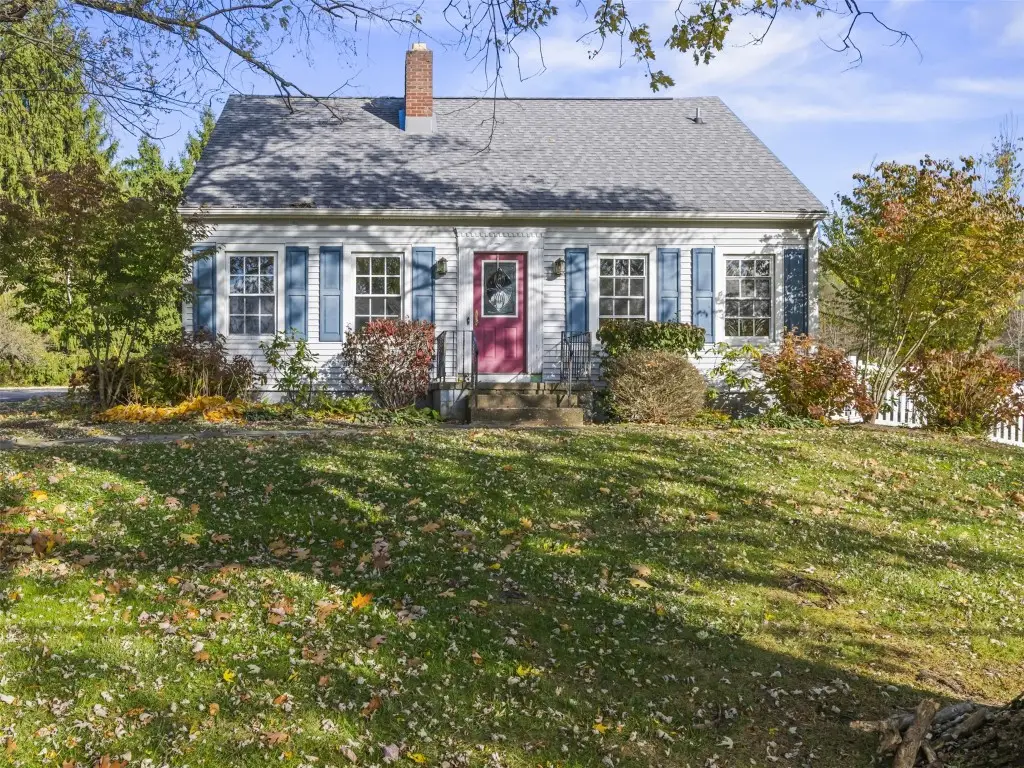 409 E Jamestown Road, Greenville, PA 16125 - Image #1